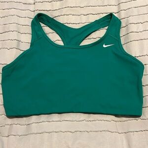 SIZE XXL GREEN NIKE SPORTS BRA. selling for $8!